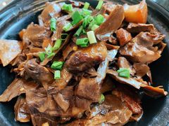 笋干烧肉煲-自游人·美食一楼·地道徽菜(三十年名店)