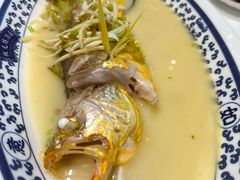 雪菜烧小黄鱼-宁波状元楼酒店(和义路店)