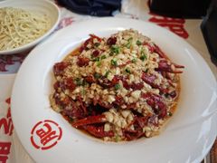 -肥肥虾庄·金牌油焖大虾(汉街SKP店)