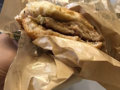 -麦当劳(莘松路芭比伦DT店)