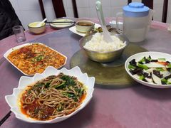 -洪霞餐馆