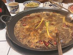 -旧街市鲜货老火锅(大光路店)