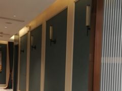 -莱蔻·圣灸堂·推拿艾灸(天山店)