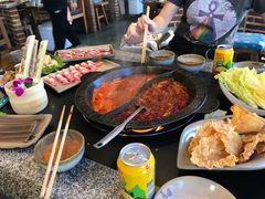 -疯狂的筷子老灶九宫格火锅