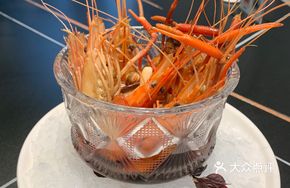 Ice-Cooked Sweet Lobster Shrimp