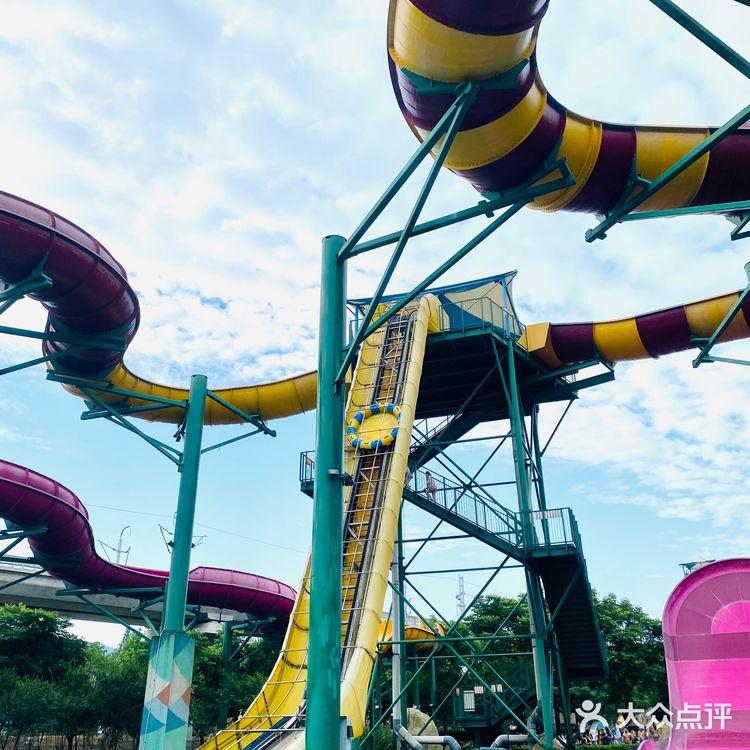 南京夏日消暑圣地 汤山欢乐水世界