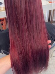 -镁连社·美联社