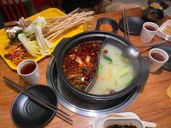 -串门邻居串串火锅(云南南路店)