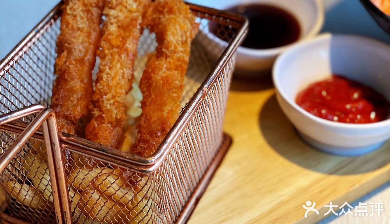 万岁寿司 | 我怎么总能找到性价比高的宝藏餐厅？！[阴险]