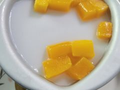 芒果椰子冻-墨脱石锅椰子鸡•香草鸭•东山羊(大东海店)