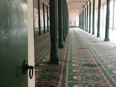 -艾提尕尔清真寺