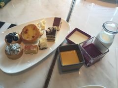 -万达文华酒店·48F云端窗景美食汇自助餐厅