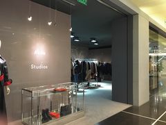 -Acne Studios(芮欧百货店)