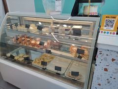 面包甜点陈列柜-美事客·面包·蛋糕·甜品(CBD店)