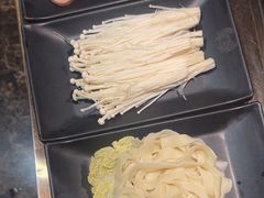 -七欣天香辣蟹火锅(上海银亿滨江店)