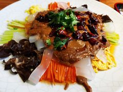东北拉皮-森龍邑·烧烤·海鲜·炒菜(闽江路店)