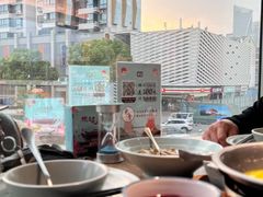 -蜜桃餐厅·伴山(湖滨商业街店)