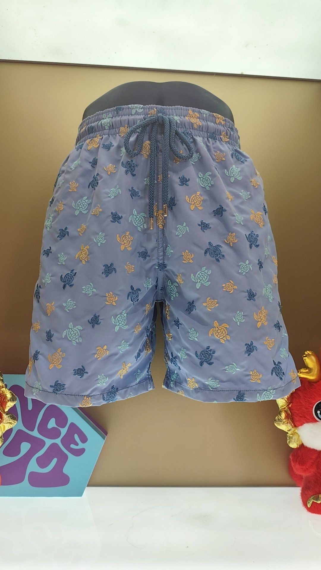 沙滩裤中的爱马仕##0元玩转这座城