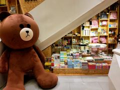 -新华里咖啡书吧(新华书店小寨店)