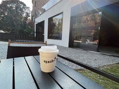 -J Create城市露营咖啡·简餐·宠物(上海动物园店)