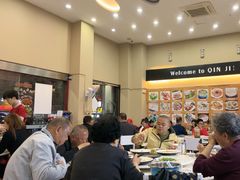 -覃记海鲜美食餐厅