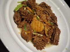 -闫府私房菜·老字号(恒隆店)