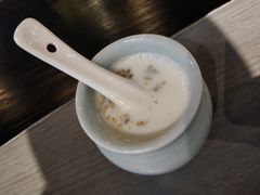 果仁老酸奶-壹号院音乐餐厅•烤全羊•新疆菜(浐灞店)