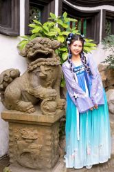 -汉仪华裳汉服馆(打浦桥店)