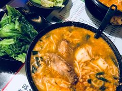 小锅米线-星林居酸辣米线餐厅