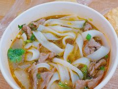 招牌生烫牛肉粉-江三王记牛杂馆(总店)