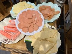 -肖肖酸萝卜鱼火锅(总店)