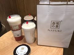 -奈雪的茶(湖滨银泰in77C区PRO店)
