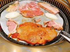 -烤路里·韩国品质自助烤肉(石路天虹4号店)