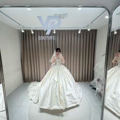 -PAI婚纱礼服设计馆【大牌租赁/高级定制】