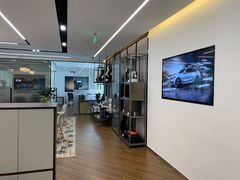 -宁波宝信宝马4S店(江北日湖店)
