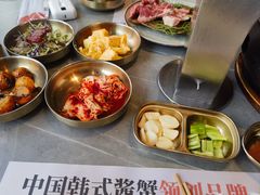 -草家酱蟹炭火烤肉店(珲春南路一店)
