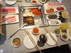 -海底捞火锅(新松江路生日主题店)
