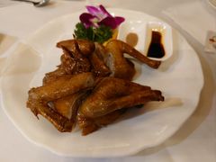 招牌红烧乳鸽-太平馆西餐厅(北京路店)