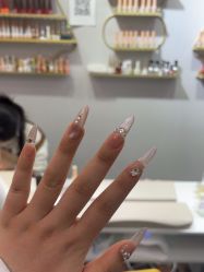 -晨·艺美甲美睫