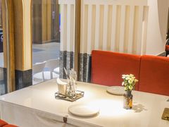 -阿妮叶李(光谷世界城店)