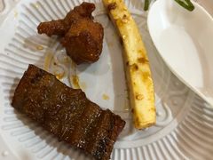 东镇烤三味-老东镇啤酒屋海鲜加工·蒸汽海鲜·海鲜烧烤(台东店)