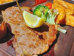 招牌炙烤安格斯牛扒-缦云里花园餐厅