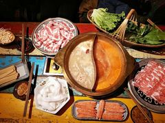 -房子红了鱼豆花重庆老火锅(广厦学院店)