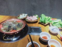 阿婆秘制香肠-阿婆情腊排骨火锅(饮玉巷店)