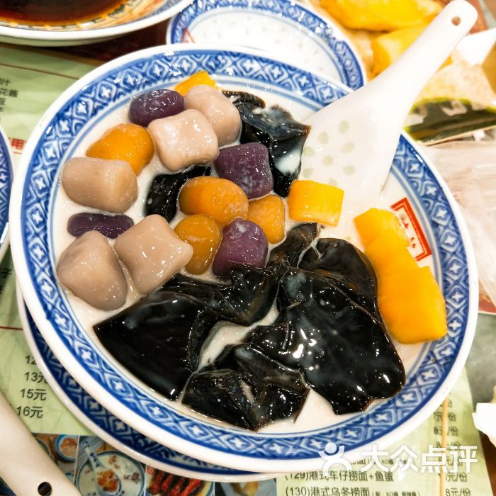 赵记传承特色牛奶甜品(泉城广场店)图片 - 第1张