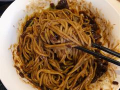 -桃园中华料理炸酱面(燕儿岛路店)