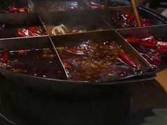 -白乐天毛肚火锅馆(南滨路店)