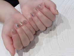 -沫儿·美甲美睫·半永久·皮肤管理