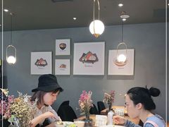 -POKEE VIA&Brunch·维娅(重庆来福士店)