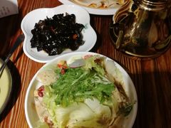 沙湾大盘鸡-塔哈尔·新疆盛宴(城西银泰店)